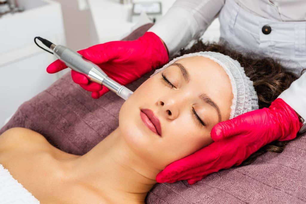 Microneedling Before and After Care Tips for Effective Results 1 Microneedling Before and After Care Tips for Effective Results