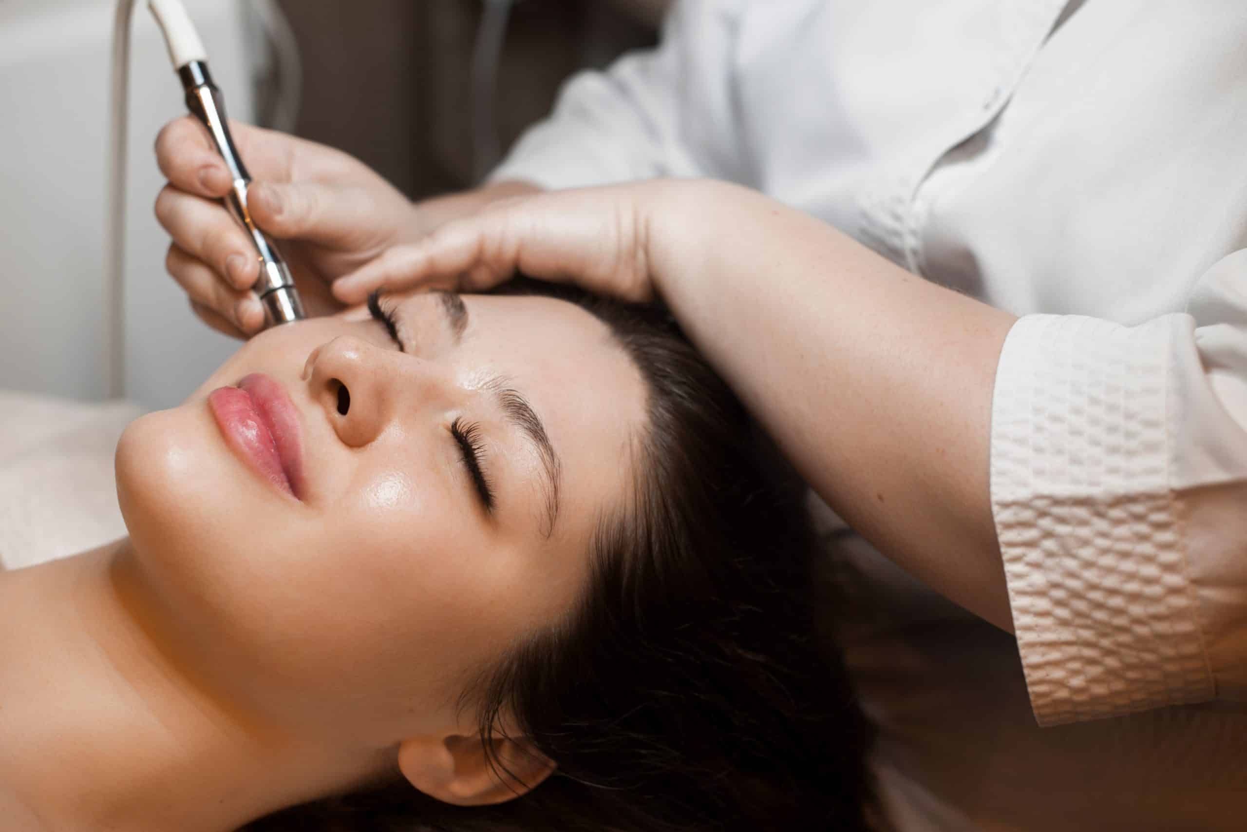 What is dermaplaning and is it good for the skin